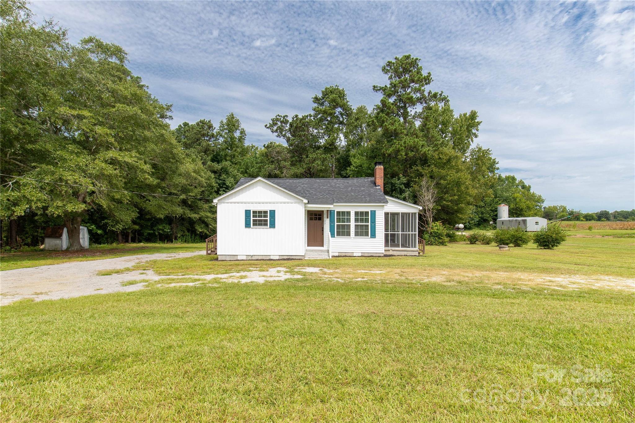 1107 East Doc Garris Road Lancaster, SC 29720 - Photo 2 of 32 Gallery Image 2