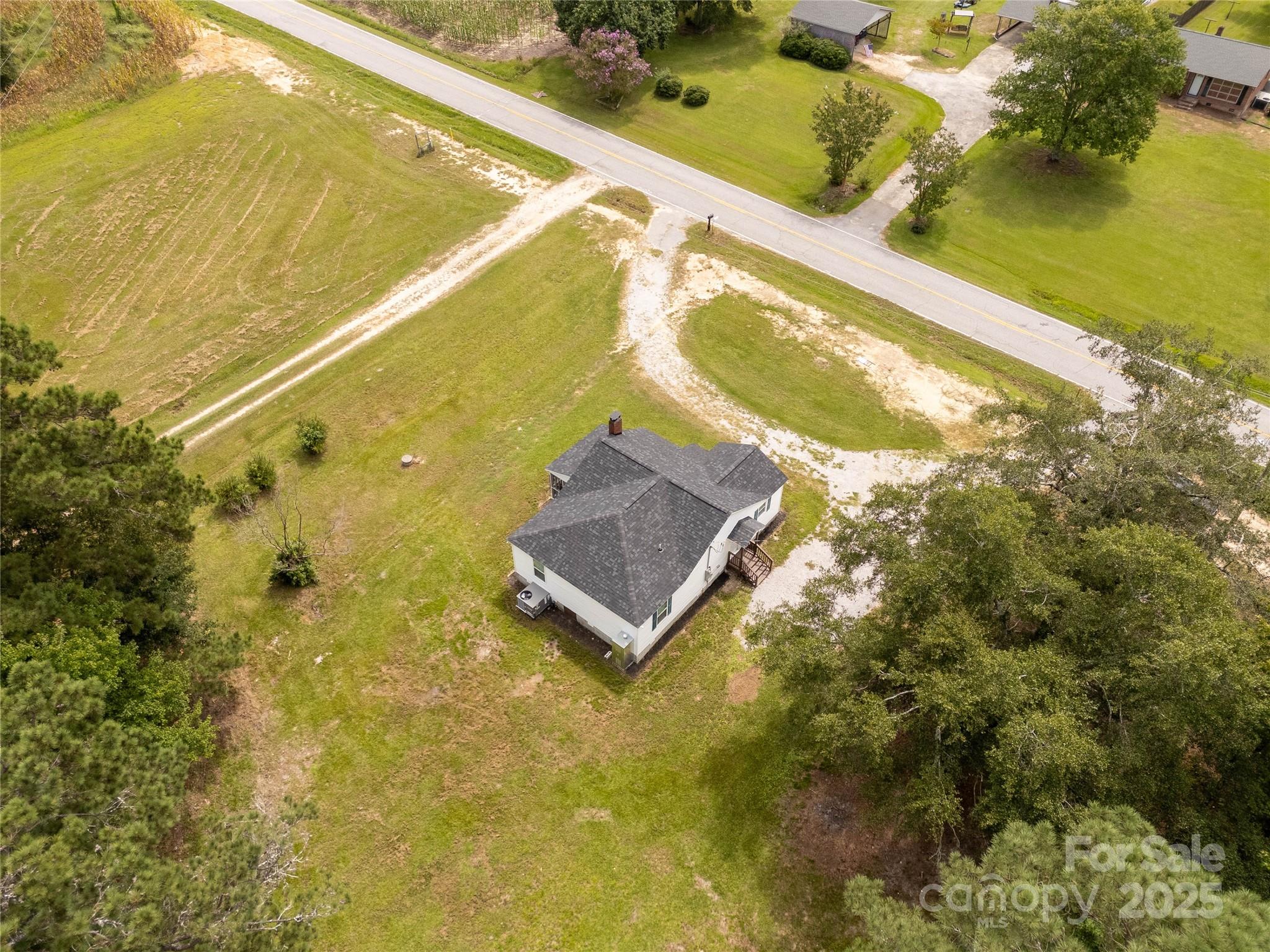 1107 East Doc Garris Road Lancaster, SC 29720 - Photo 24 of 32 Gallery Image 24