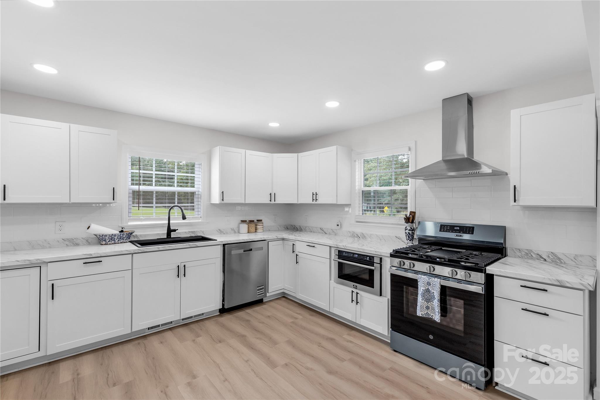 1107 East Doc Garris Road Lancaster, SC 29720 - Photo 10 of 32 Gallery Image 10