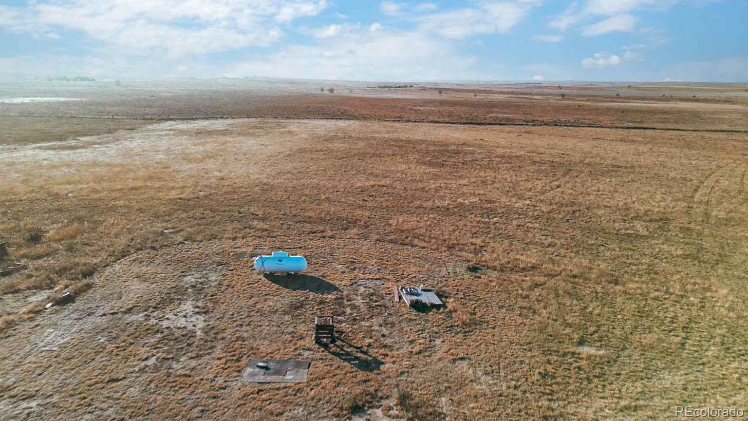 3900 County Road L Wiggins, CO 80654 - Photo 15 of 35 a view of an ocean beach