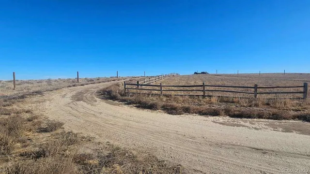 $129,900 | 3900 County Road L, Wiggins, CO 80654