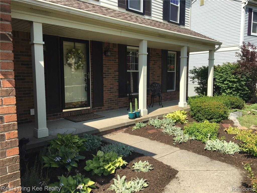295 Whitney Drive Rochester Hills, MI 48307 - Photo 3 of 42