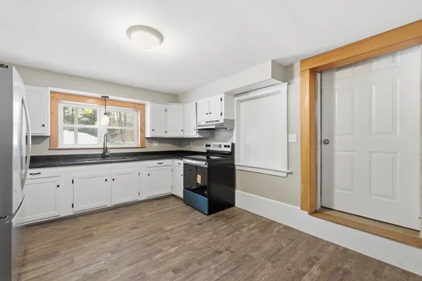 $373,000 | 795 Norway Road, Harrison, ME 04040