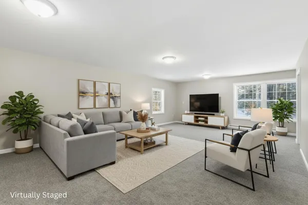 $373,000 | 795 Norway Road, Harrison, ME 04040