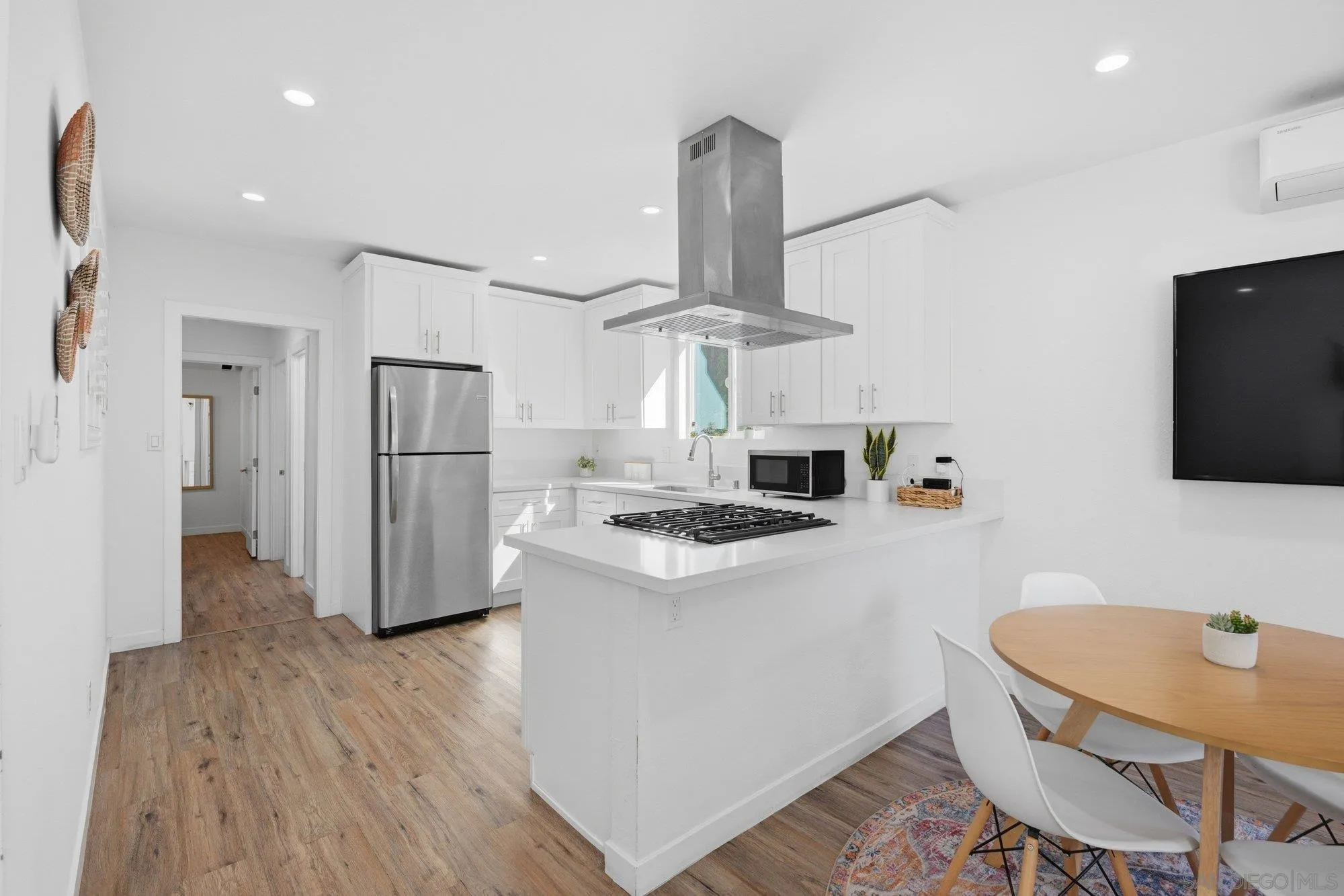 2508 Rae Place National City, CA 91950 - Photo 6 of 35