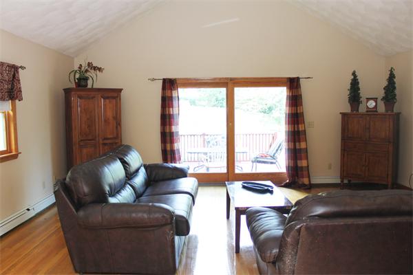 10 Drummond Road Stoneham, MA 02180 - Photo 6 of 26 Gallery Image 6