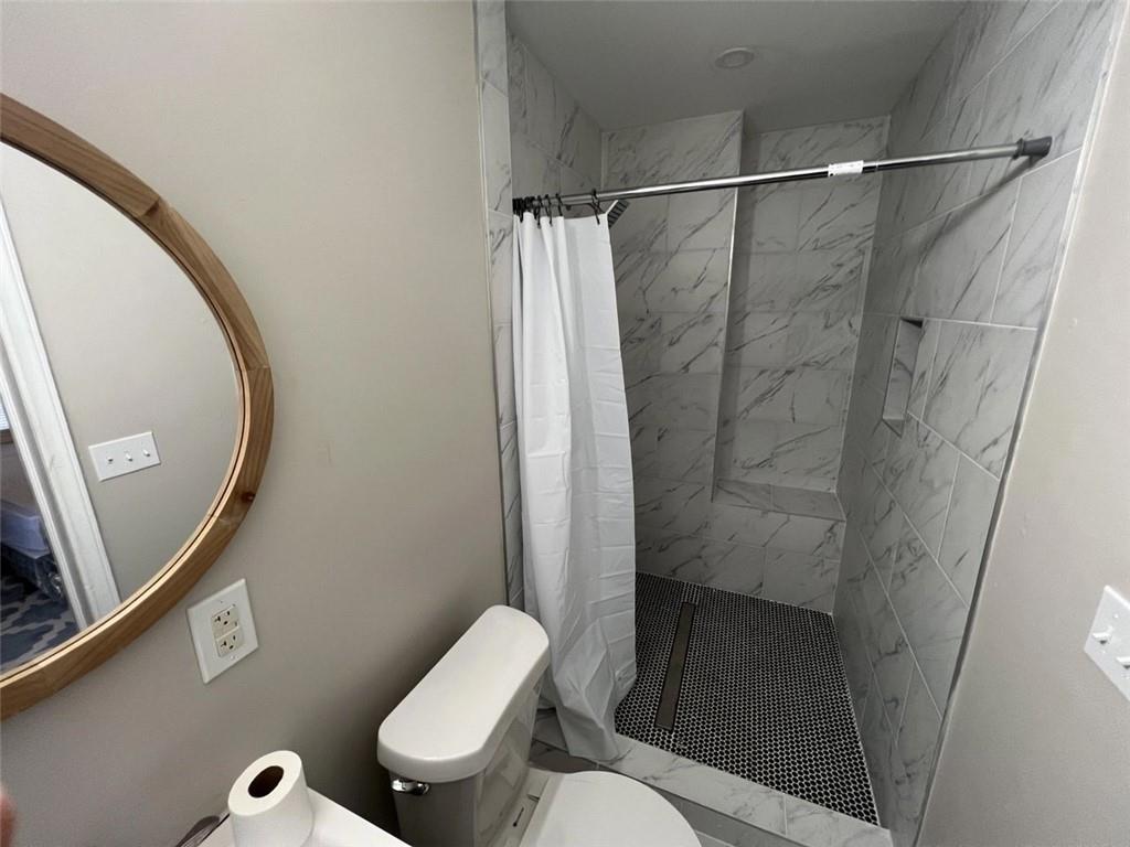 2529 Riggs Drive Atlanta, GA 30344 - Photo 7 of 13