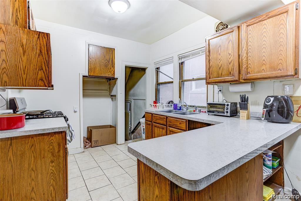 3290 Calvert Avenue, Unit 5 Detroit, MI 48206 - Photo 10 of 12