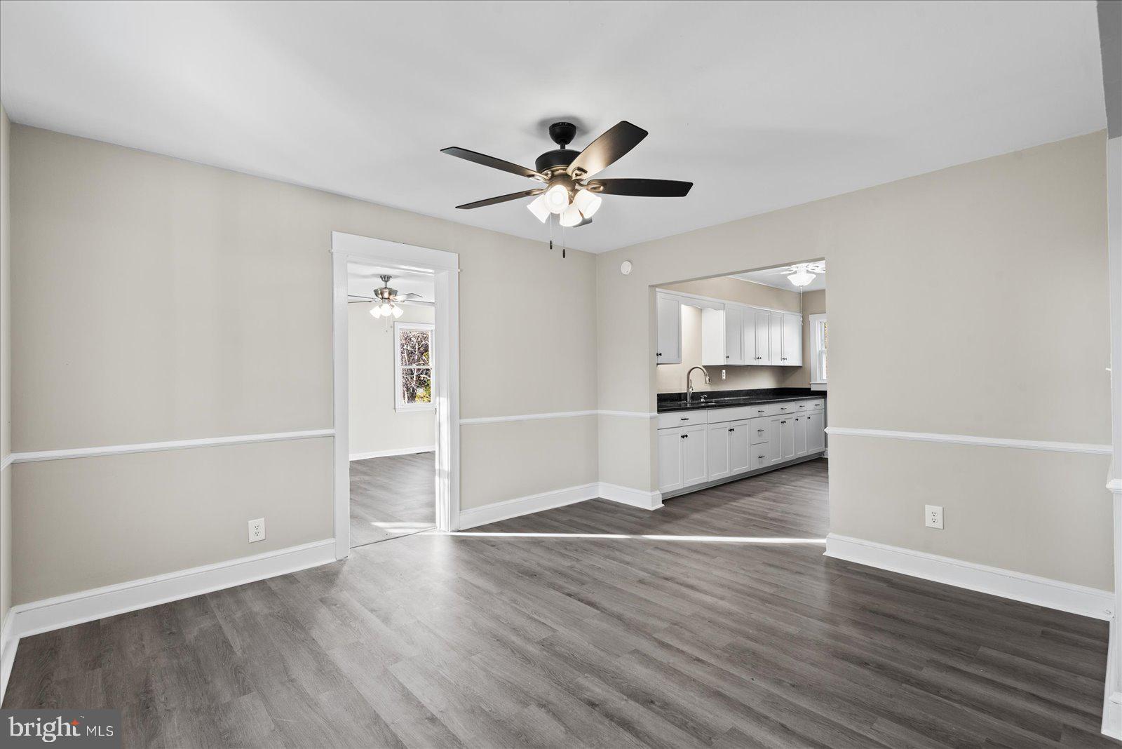 11487 Eds Drive King George, VA 22485 - Photo 10 of 28 Dining area