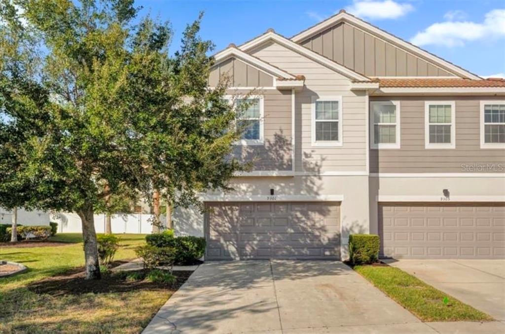 9301 Watchet Way Orlando, FL 32825 - Photo 2 of 36