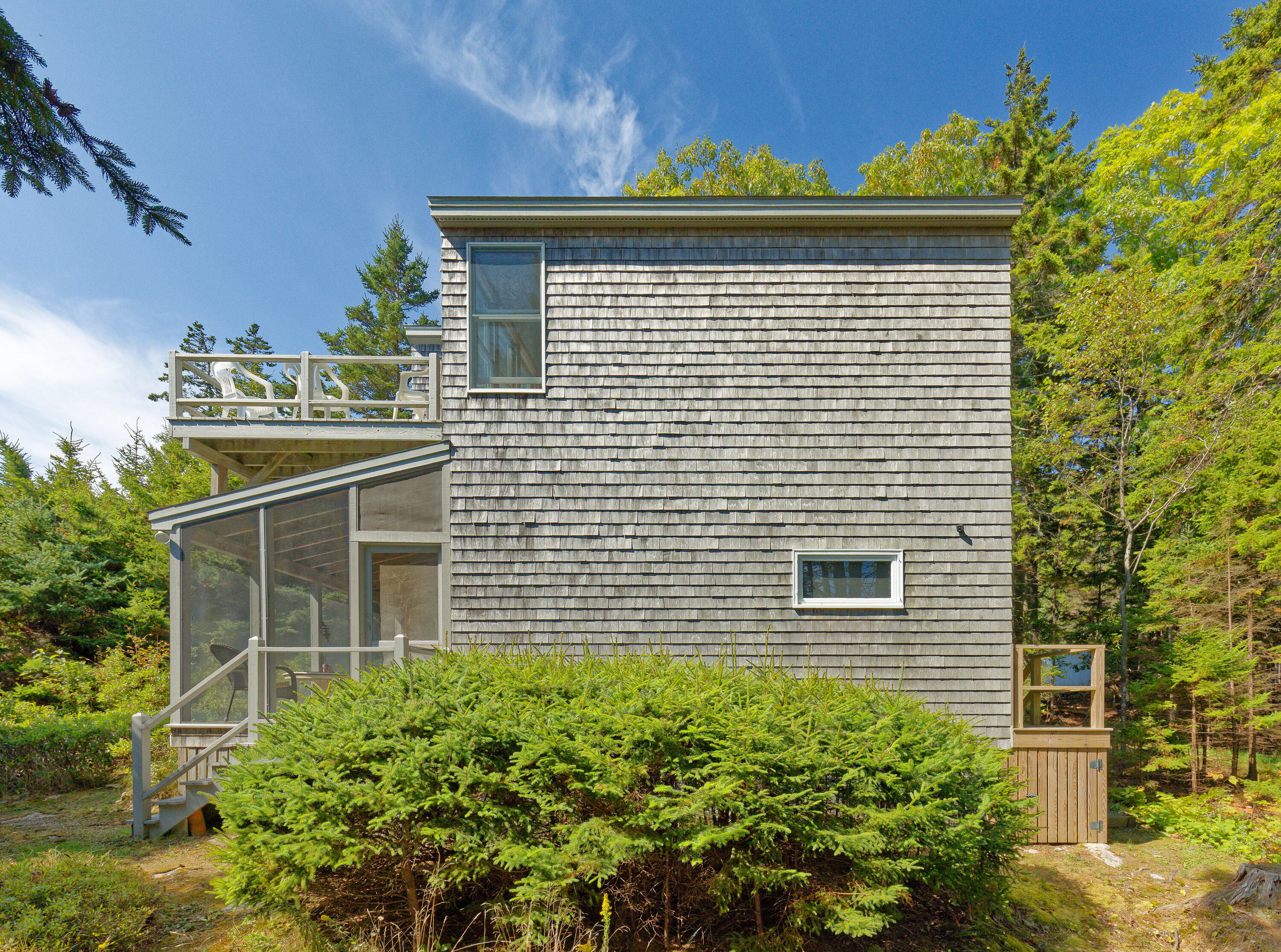 16 Ocean View Place Boothbay, ME 04544 - Photo 10 of 36 11-16OceanViewPl-AT