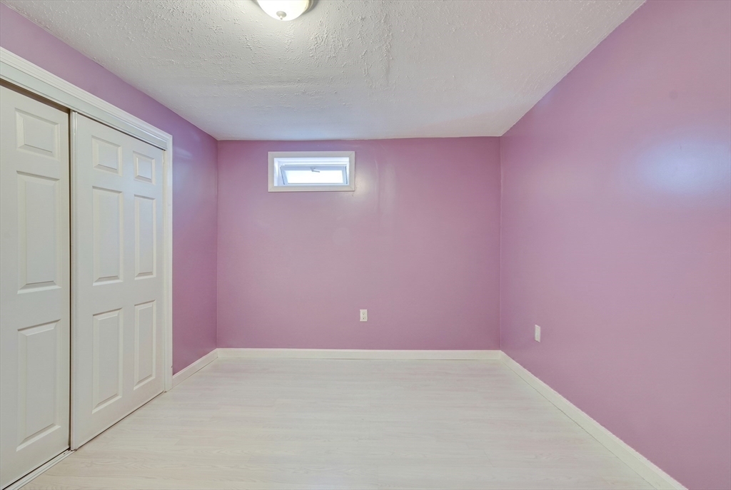 23 Vincent Circle Worcester, MA 01604 - Photo 24 of 38