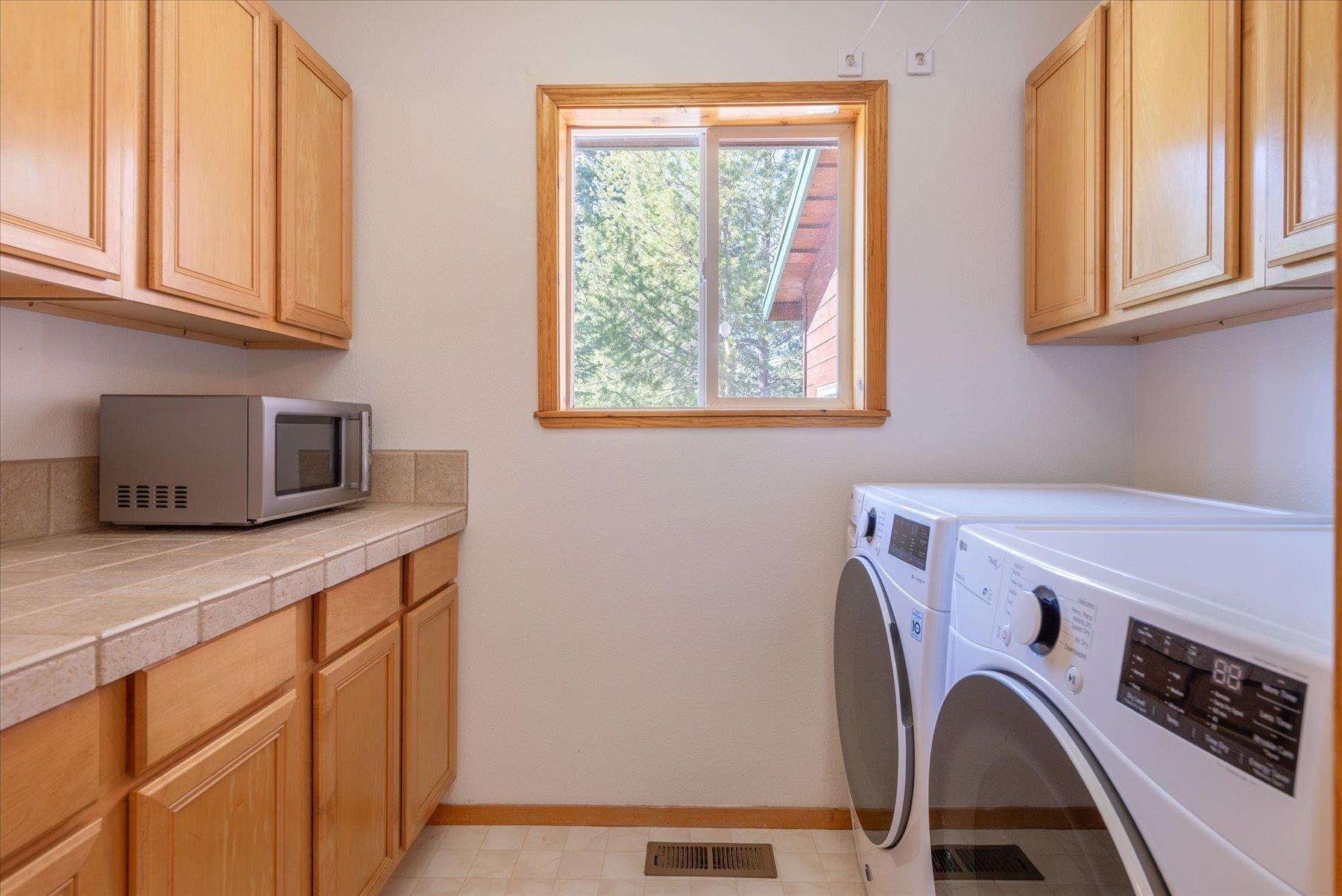 15407 Wolfgang Road Truckee, CA 96161 - Photo 16 of 28