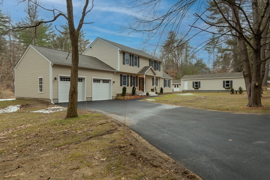 10 Cranberry Road Pepperell, MA 01463 - Photo 1 of 24 Gallery Image 1