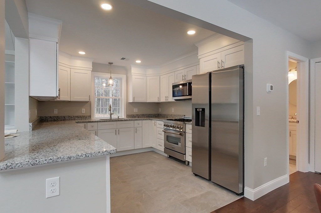 10 Cranberry Road Pepperell, MA 01463 - Photo 5 of 24 Gallery Image 5