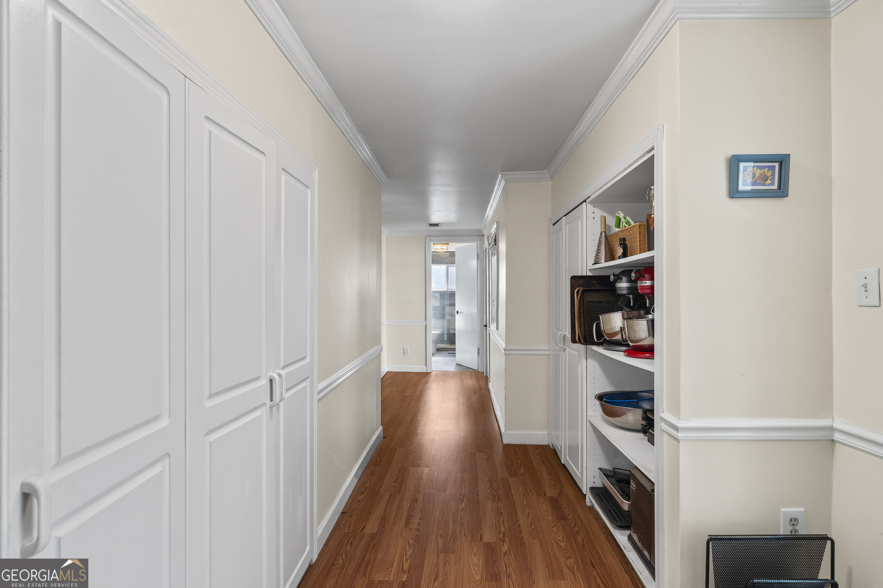 48 Georgia Avenue Comer, GA 30629 - Photo 30 of 46 a view of a hallway with wooden floor and closet