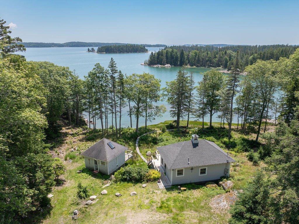 687 Sunshine Road Deer Isle, ME 04627 - Photo 9 of 45 687SunshineRd-38