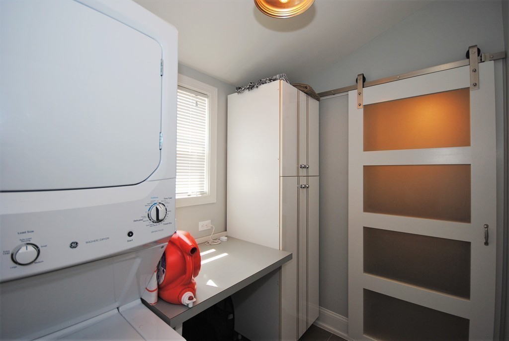 44 Marble Road Sutton, MA 01590 - Photo 13 of 30 a bathroom with a tub and a window