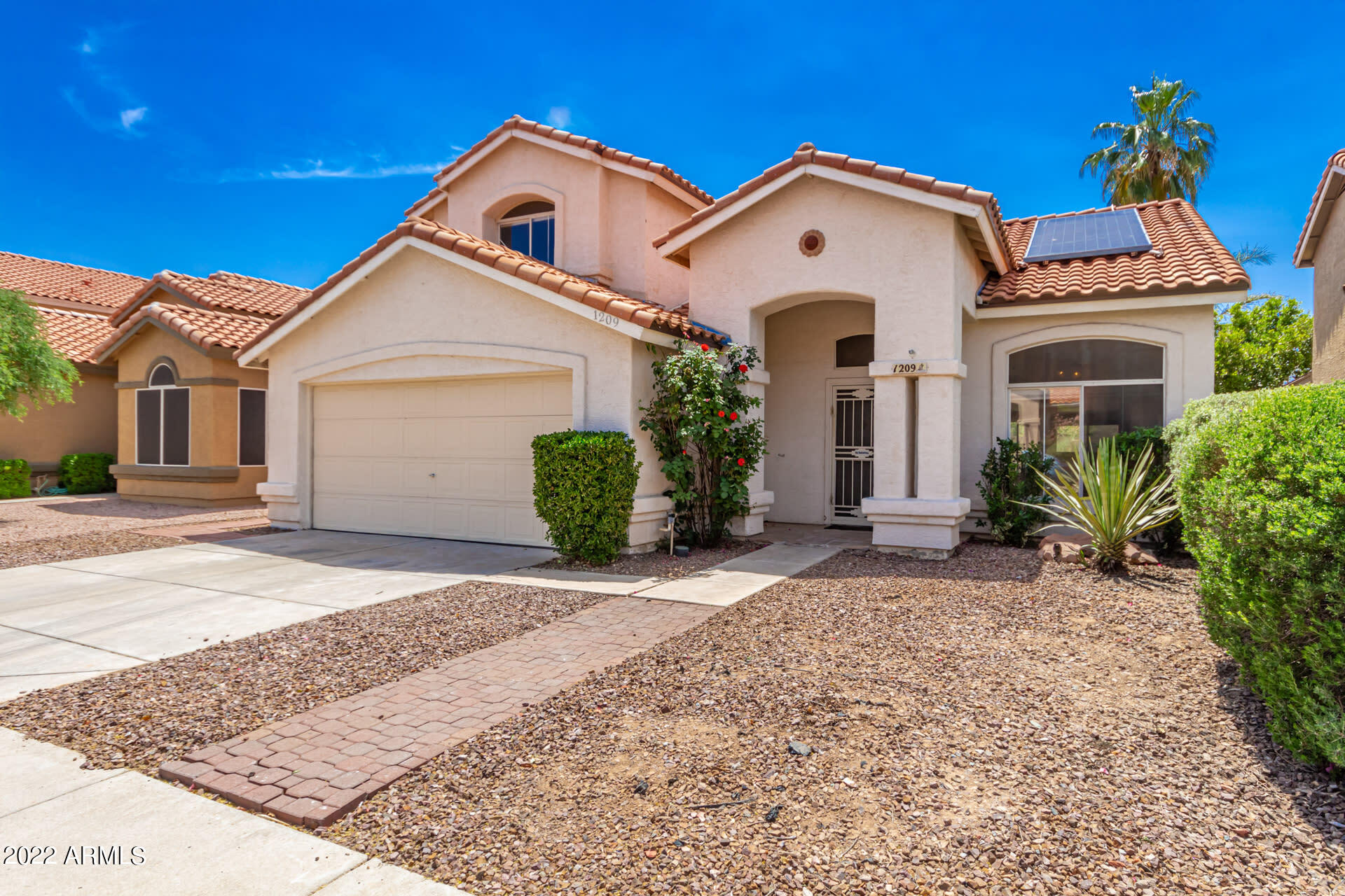 1209 East St John Road Phoenix, AZ 85022 - Photo 5 of 44 Listing_1077041_Photo_29_ID412612313