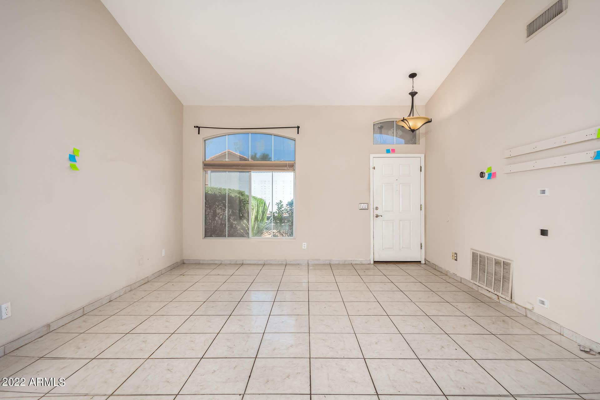 1209 East St John Road Phoenix, AZ 85022 - Photo 7 of 44 Listing_1077041_Photo_31_ID412612315