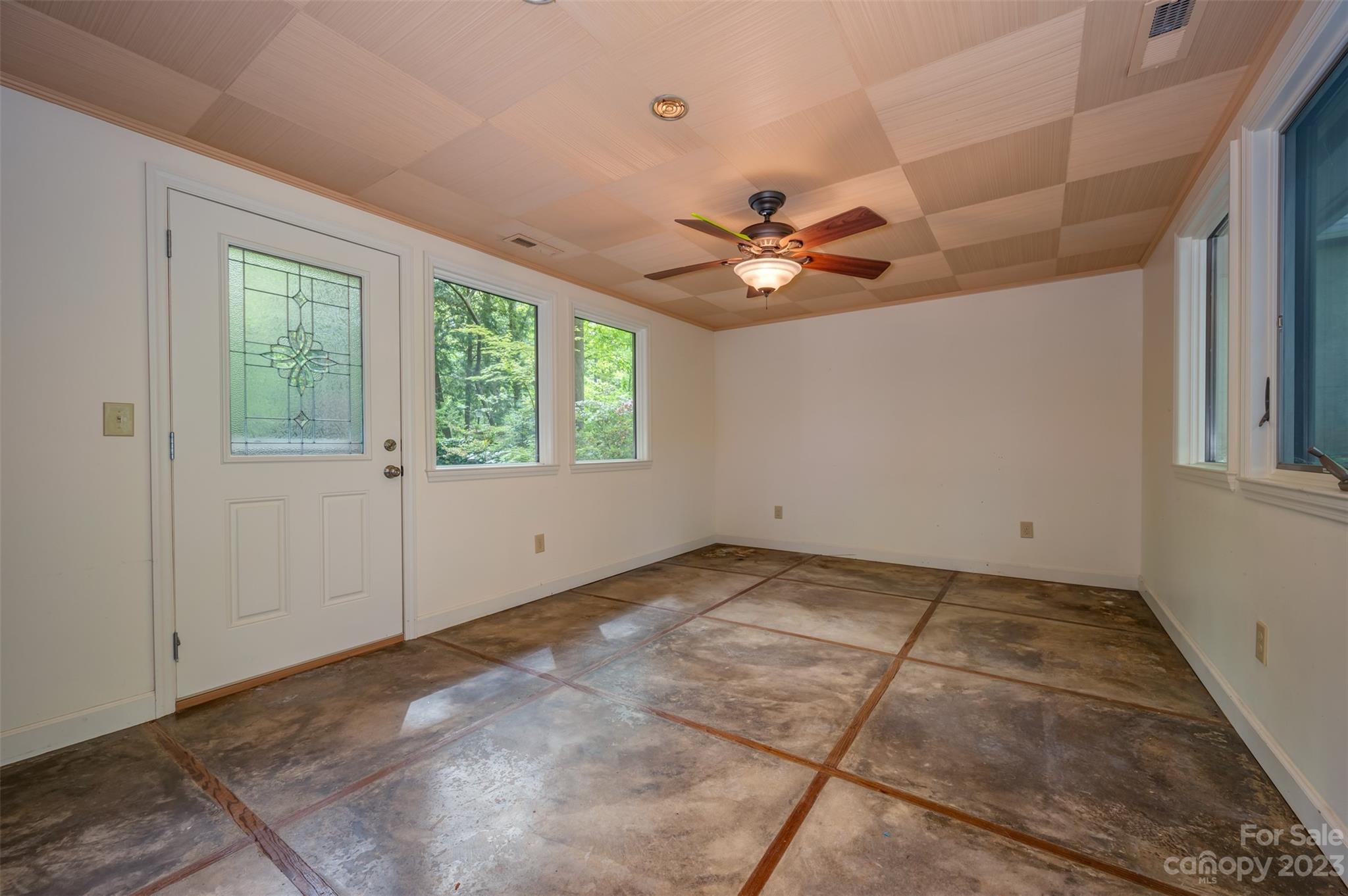 750 Braewick Road Tryon, NC 28782 - Photo 14 of 48