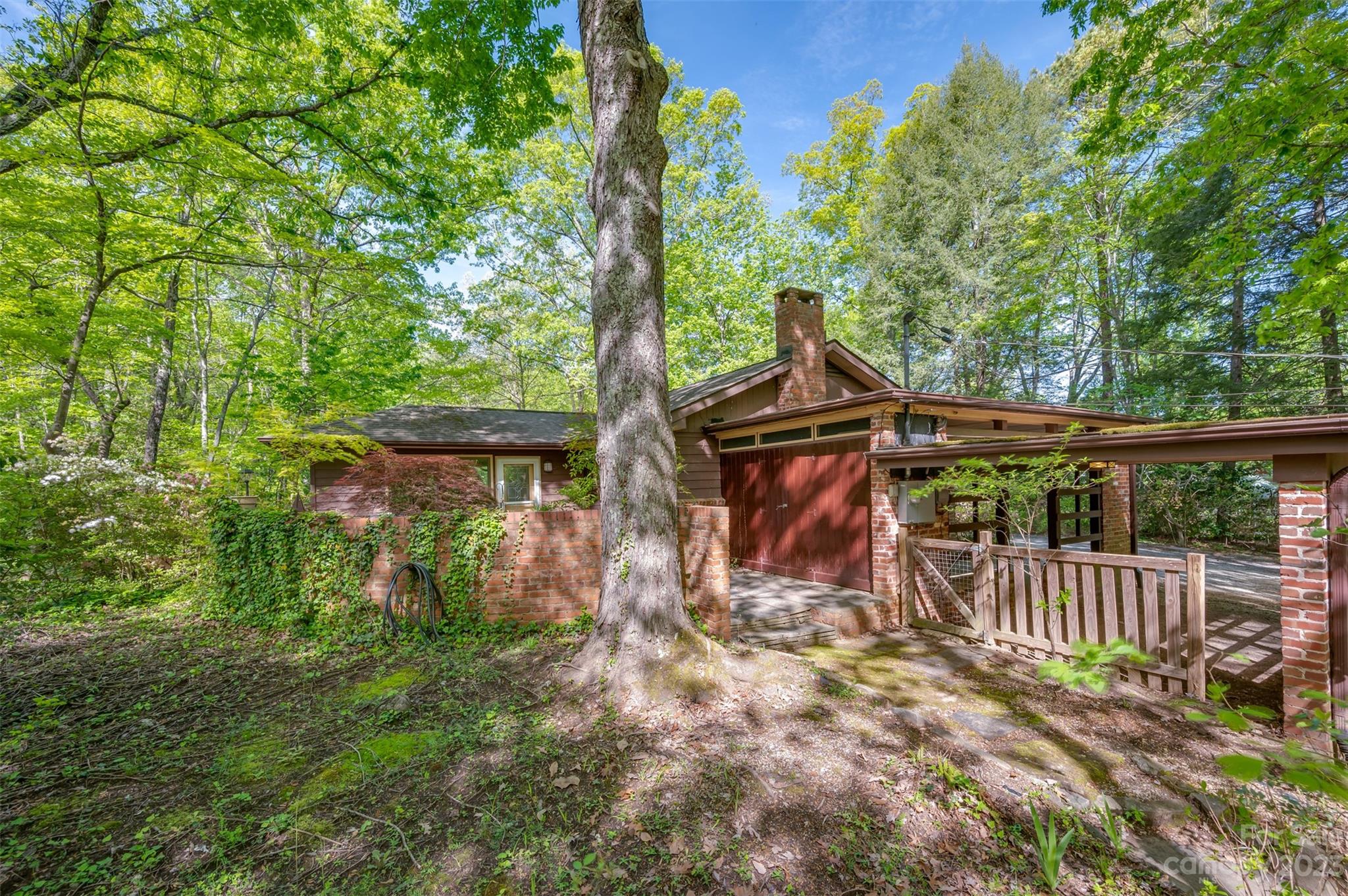 750 Braewick Road Tryon, NC 28782 - Photo 37 of 48