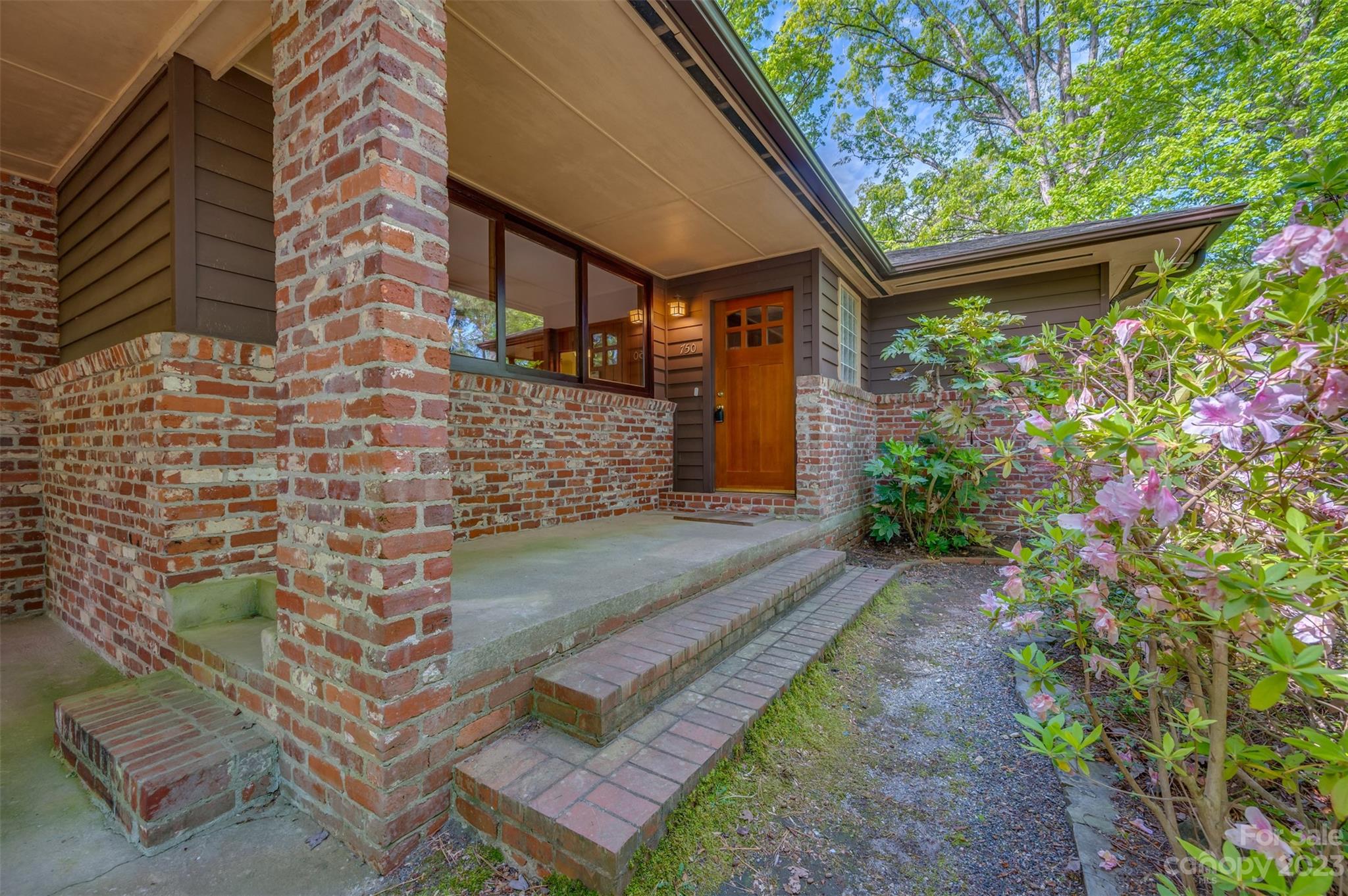 750 Braewick Road Tryon, NC 28782 - Photo 8 of 48