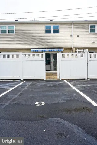 $430,000 | 3300 West Brigantine Avenue, Unit 9, Brigantine, NJ 08203