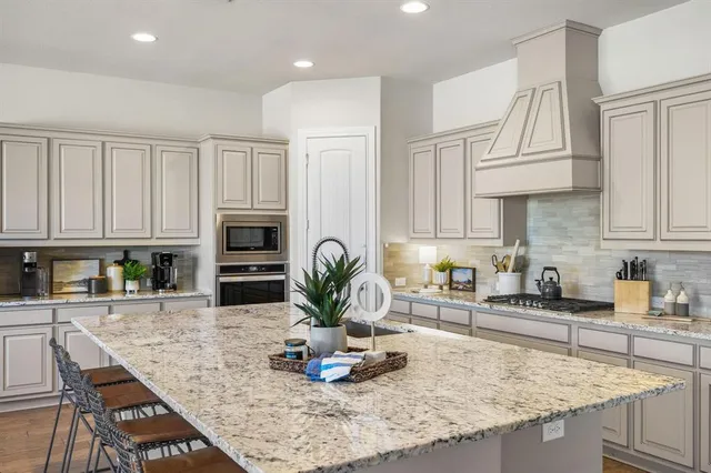 $560,000 | 2360 Ambassador Court, Heath, TX 75126