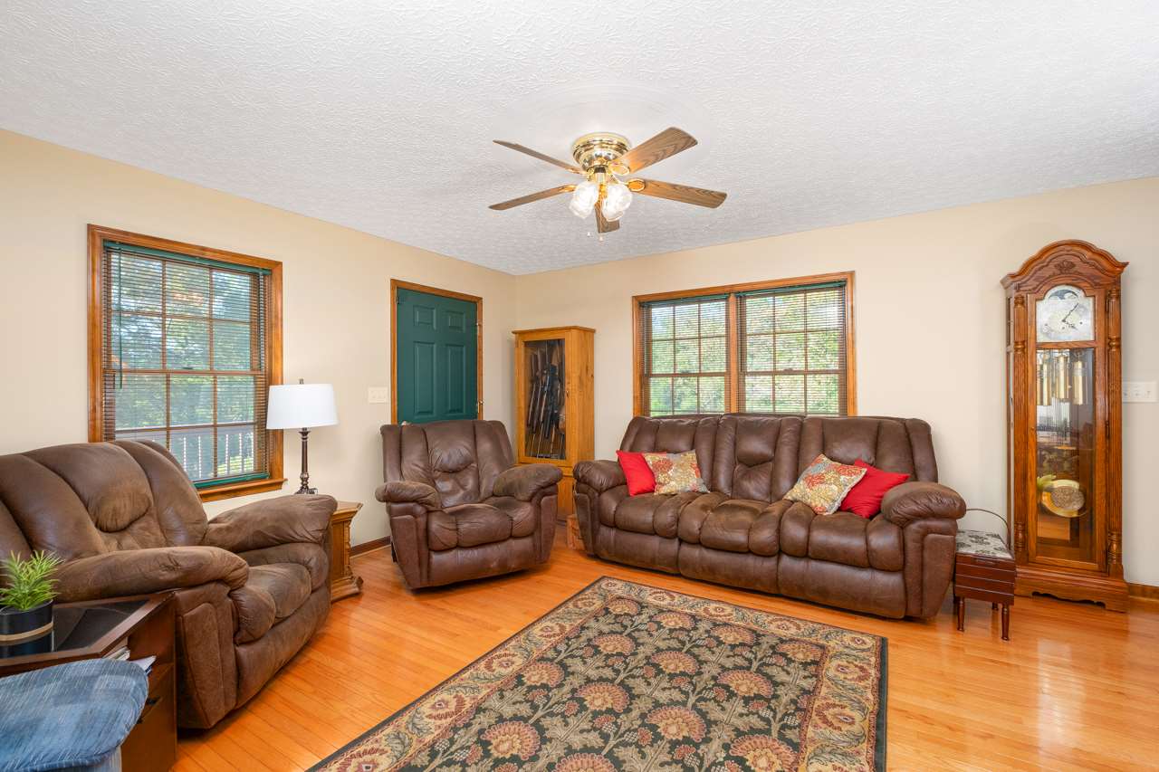 1180 Love Road Lyndhurst, VA 22952 - Photo 12 of 43 Gallery Image 12