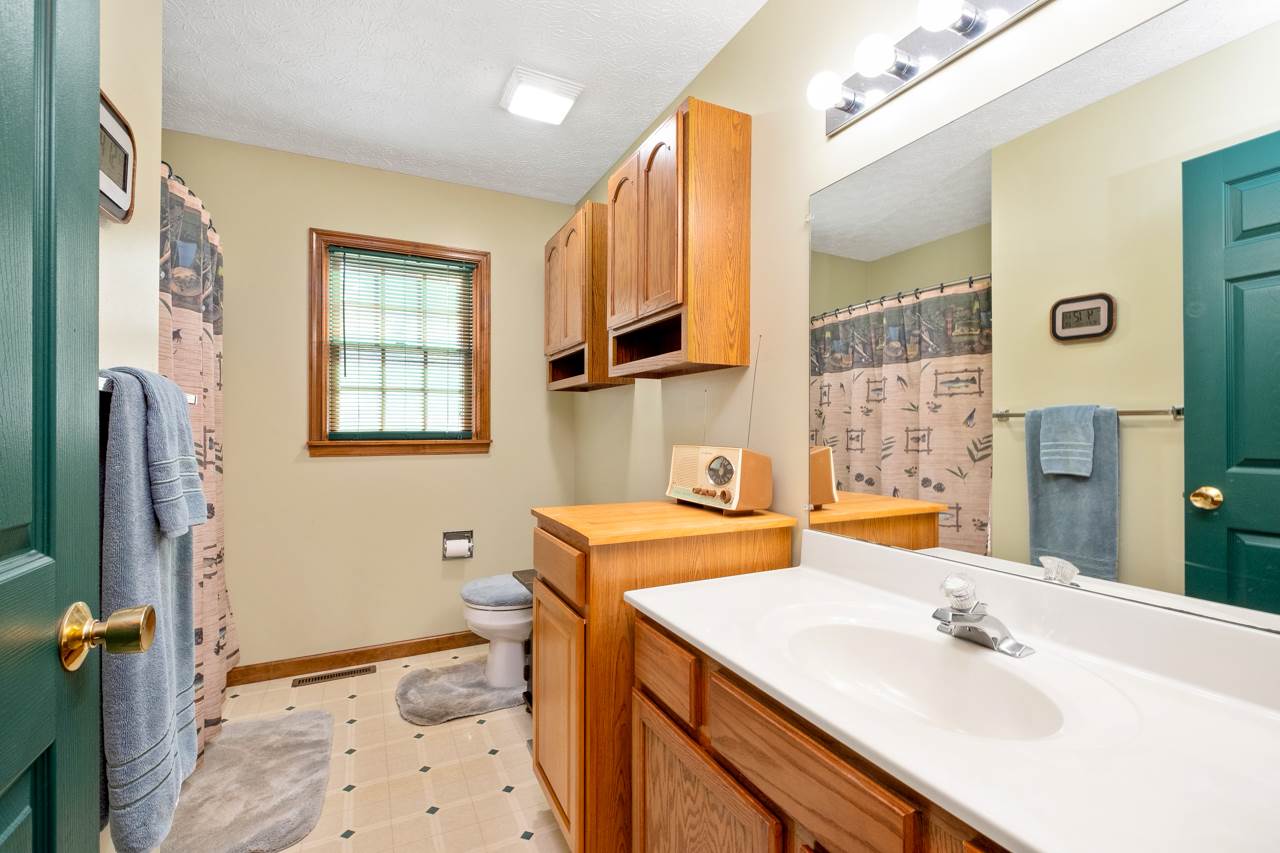 1180 Love Road Lyndhurst, VA 22952 - Photo 16 of 43 Gallery Image 16