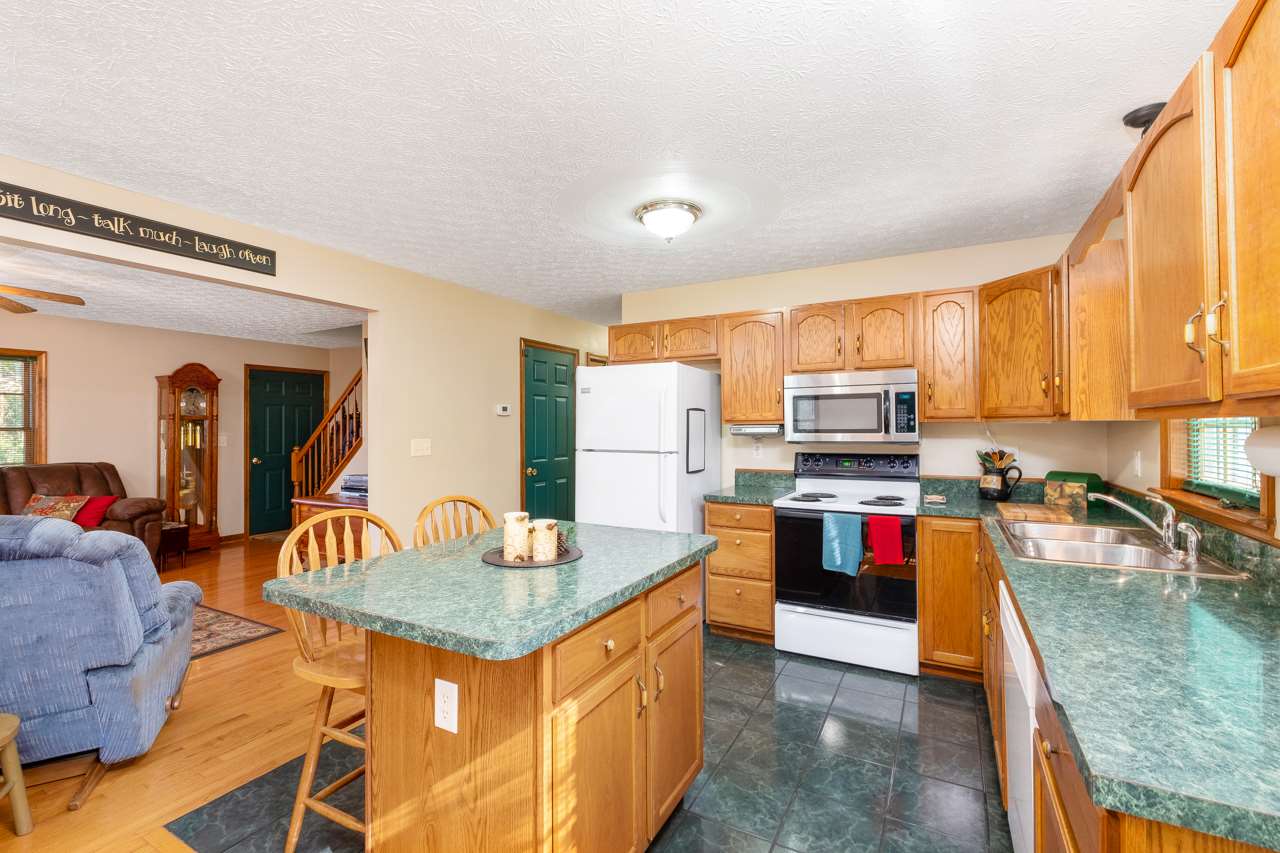 1180 Love Road Lyndhurst, VA 22952 - Photo 9 of 43 Gallery Image 9