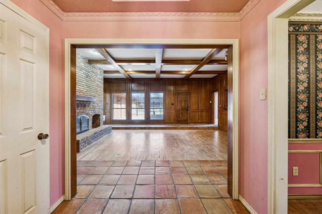 241 Simmons Road Double Oak, TX 75077 - Photo 7 of 40