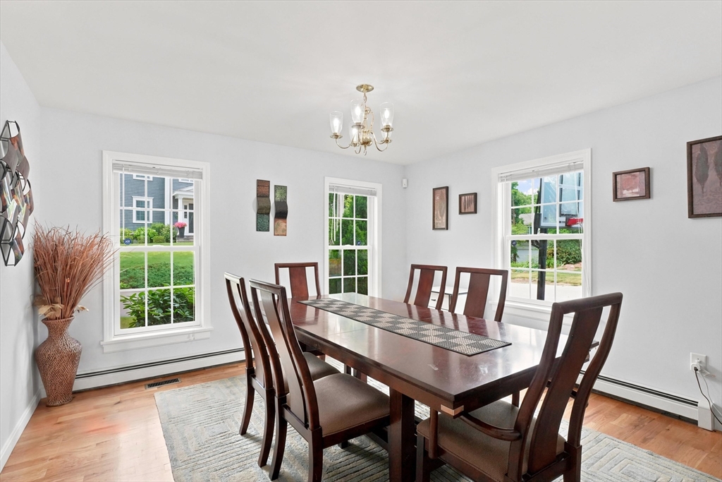 18 Rosegate Road Needham, MA 02494 - Photo 17 of 41