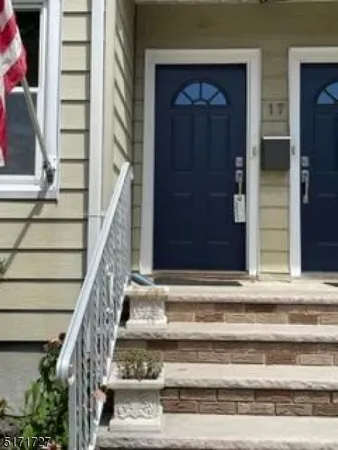 $3,450 | 17 Brookfield Road, Unit 1, Montclair, NJ 07043