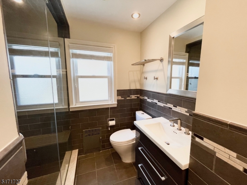 17 Brookfield Road, Unit 1 Montclair, NJ 07043 - Photo 10 of 14