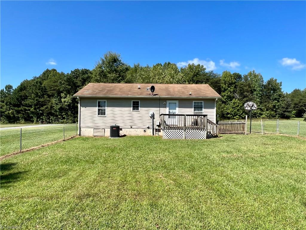 8362 Angel-Pardue Road Stokesdale, NC 27357 - Photo 3 of 20