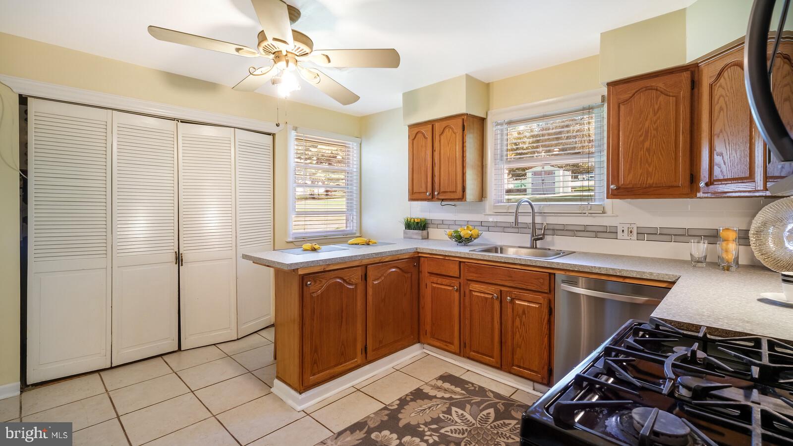 3102 Hayes Road Norristown, PA 19403 - Photo 14 of 39 Laundry Area behind Closed Doors W/D included