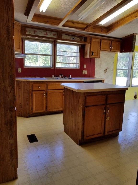 27 Philson Road Clinton, SC 29325 - Photo 8 of 13 Gallery Image 8