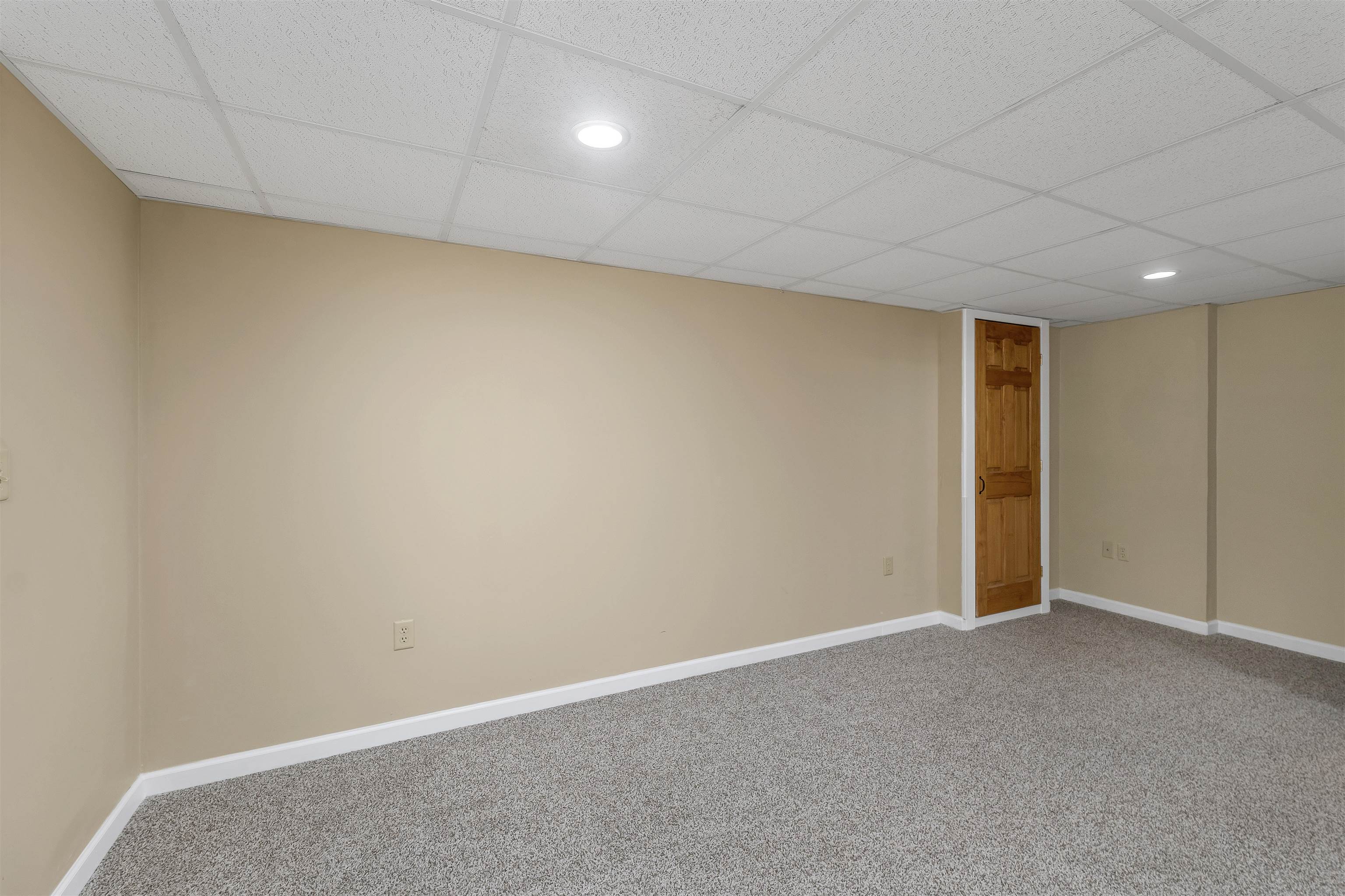 35 Starboard Way Laconia, NH 03246 - Photo 34 of 38