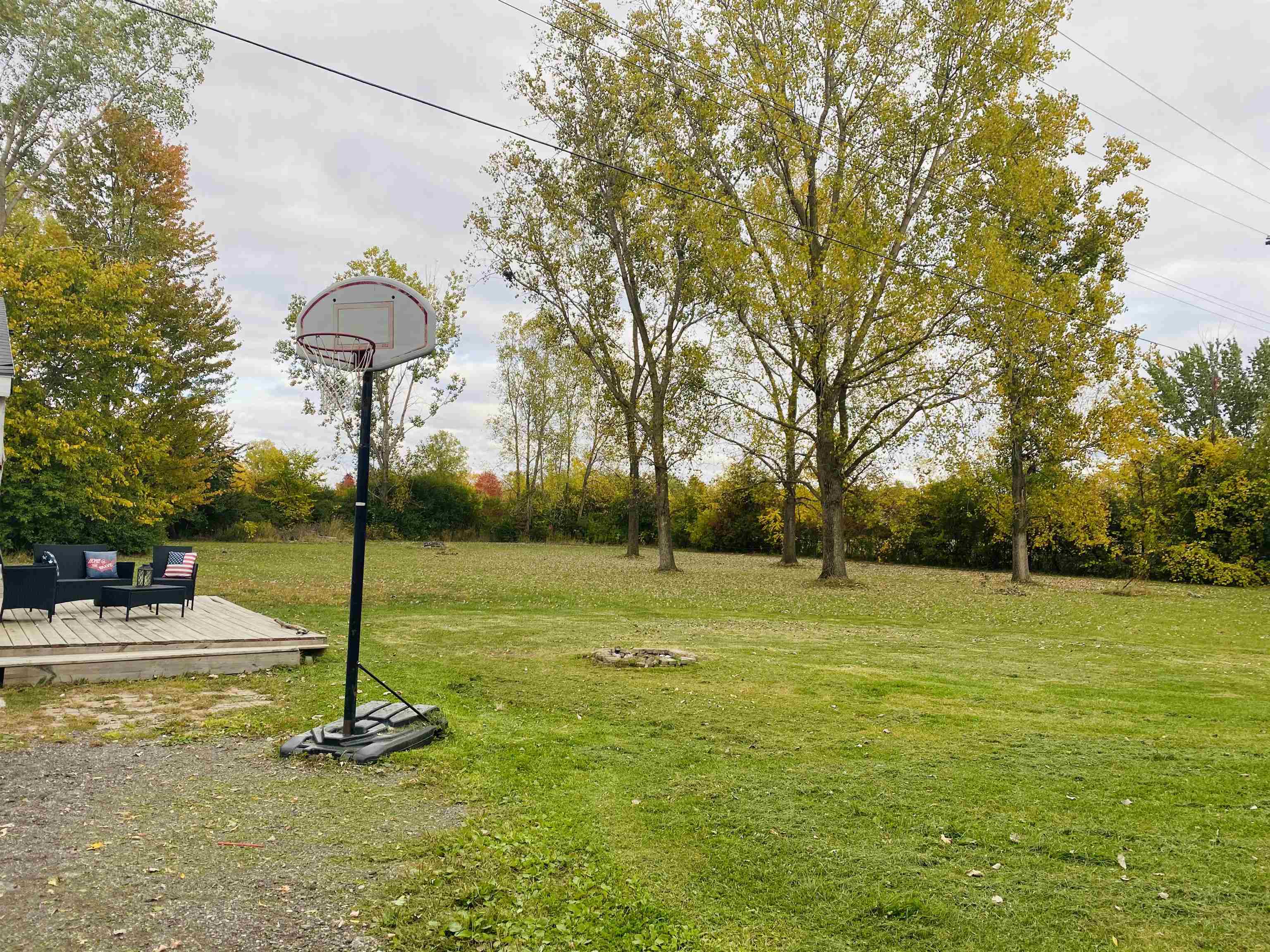 6078 North Linden Road Mount Morris, MI 48458 - Photo 9 of 20 50092640-8.JPG