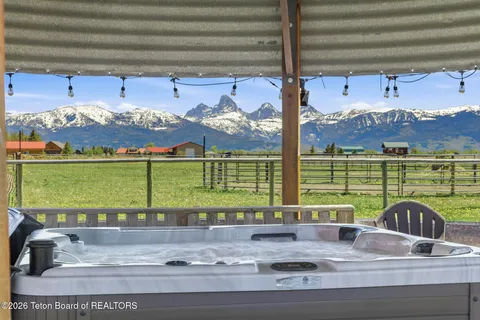 $975,000 | 1871 Fischer Lane, Tetonia, ID 83452