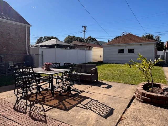 $1,900 | 3402 South 57th Court, Cicero, IL 60804