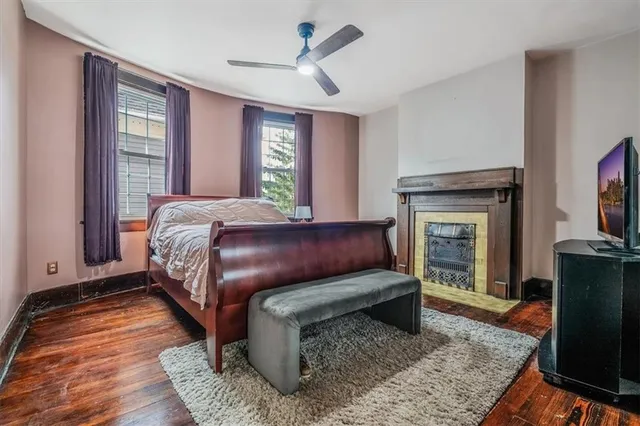 a close view of a fireplace in a room