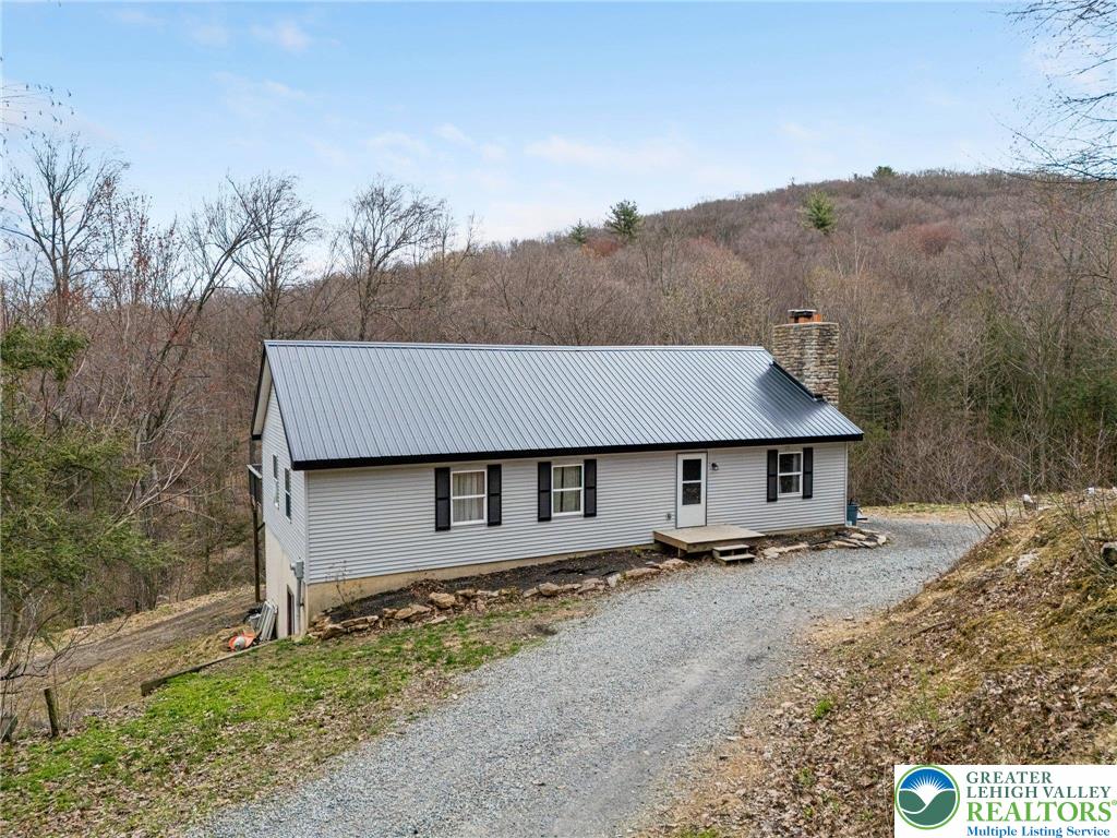 139 Fort Franklin Road Andreas, PA 18211 - Photo 2 of 27 Gallery Image 2
