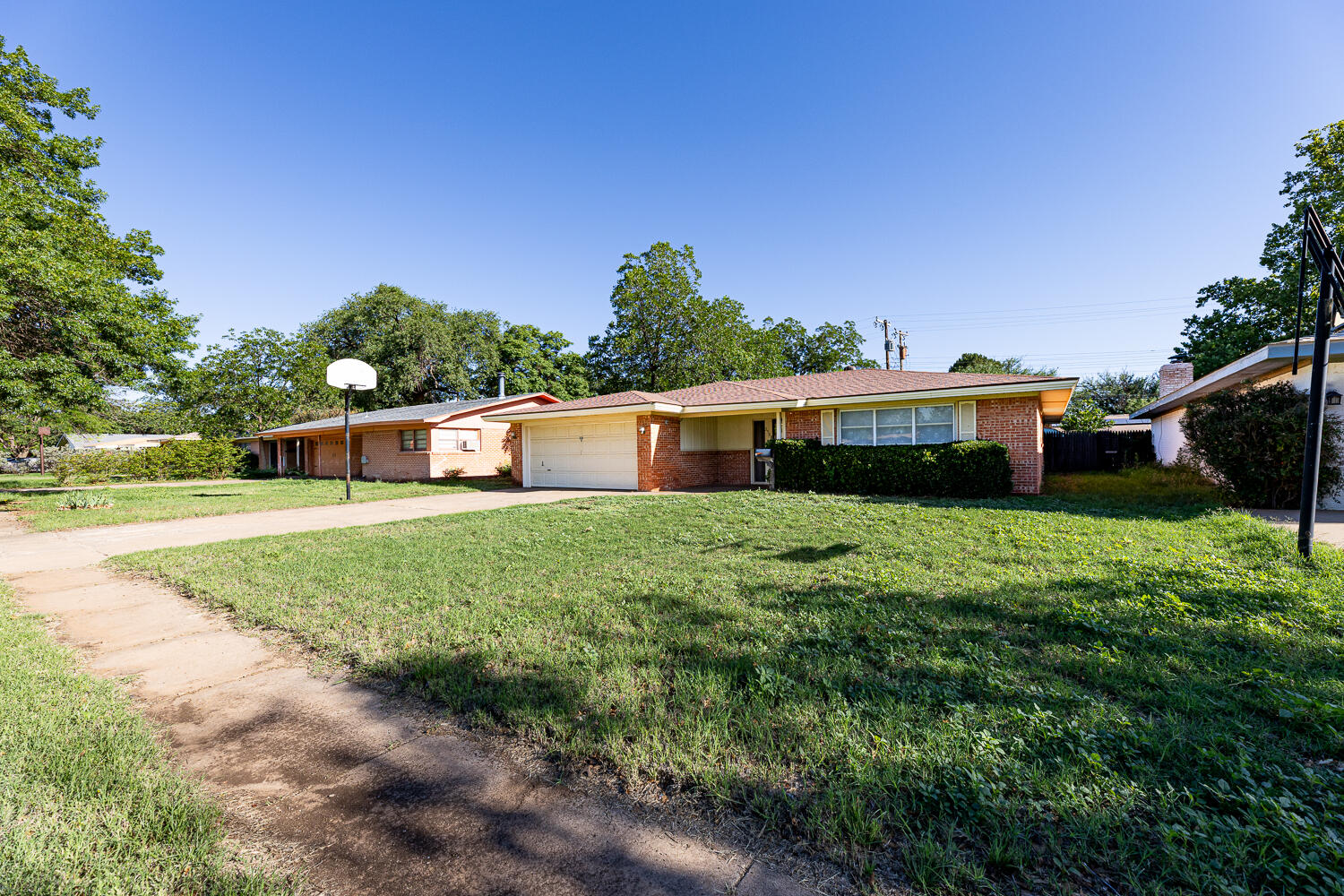 2508 61st Street Lubbock, TX 79413 - Photo 4 of 58 2508 61st-66