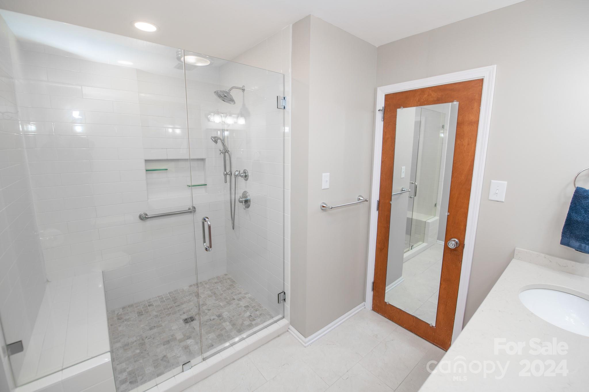 4000 Lake Shore Road South Denver, NC 28037 - Photo 25 of 46 a bathroom with a shower and closet