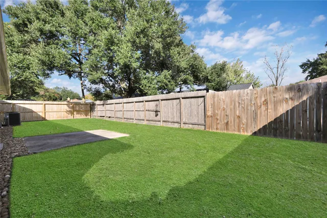 $1,850 | 7215 Dogwood Trail Drive, Humble, TX 77346