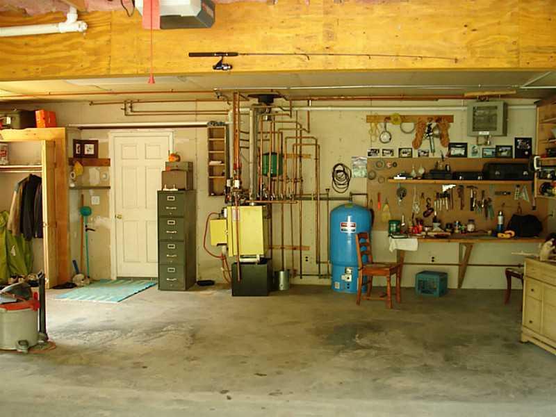 110 North Bay Road Greenville, ME 04441 - Photo 18 of 29 Parking Lot/Garage. Attached garage...