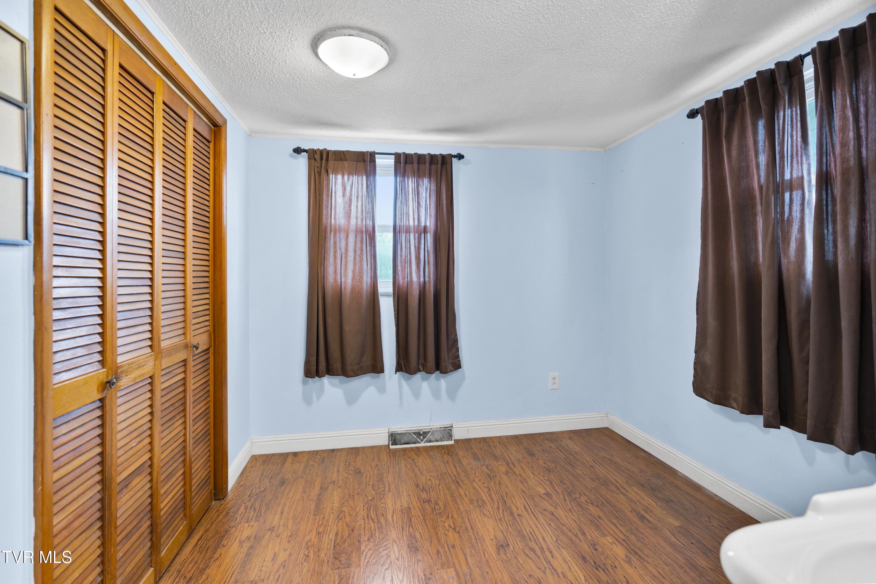 1054 Bolton Road Greeneville, TN 37745 - Photo 11 of 41 DSC04318